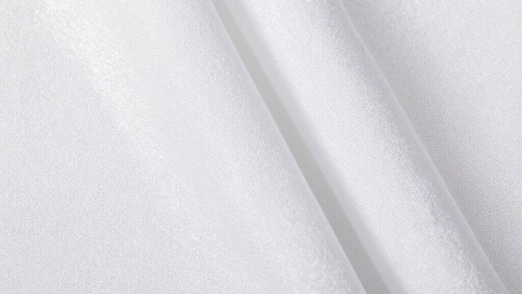 cotton lawn vs poplin