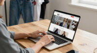 American Eagle Outfitters Surges In Global Coverage