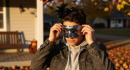 How to Choose Halloween Costume Accessories